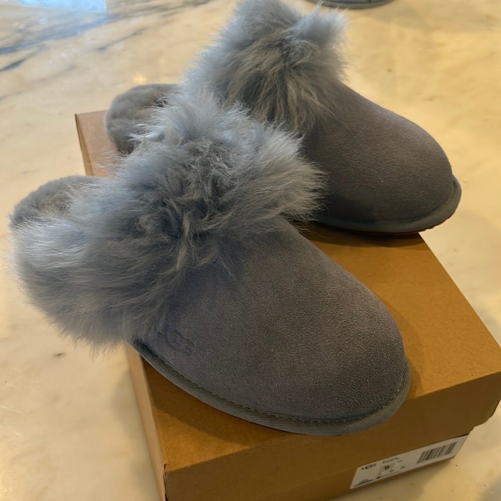 Ugg slippers
